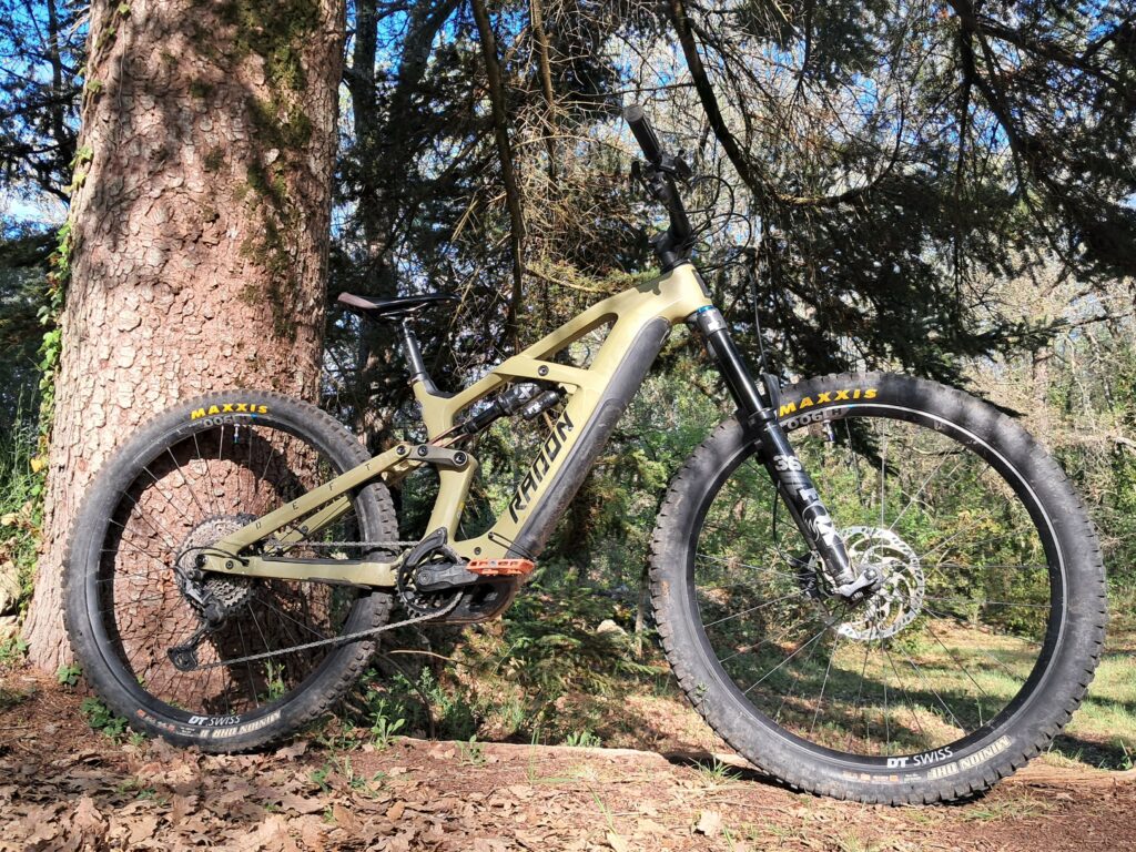 VTT tout suspendu en location à Nans les pins et sainte baume